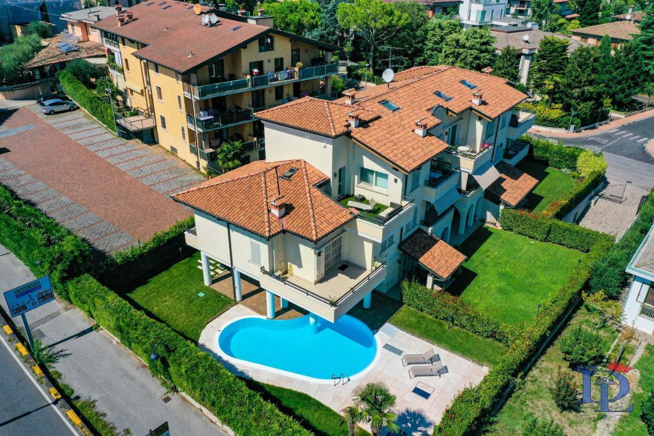 Desenzanoloft Official Partner Marriott Homes & Villas - Bea House, Sirmione With Private Garden And Share Pool Экстерьер фото