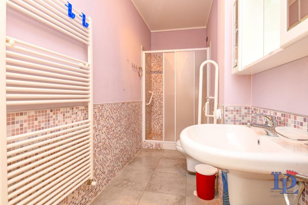 Desenzanoloft Official Partner Marriott Homes & Villas - Bea House, Sirmione With Private Garden And Share Pool Экстерьер фото